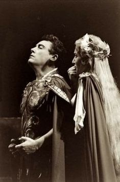 MARIA CALLAS È NORMA, MARIO DEL MONACO È POLLIONE, GIULIETTA SIMIONATO È ADALGISA.
